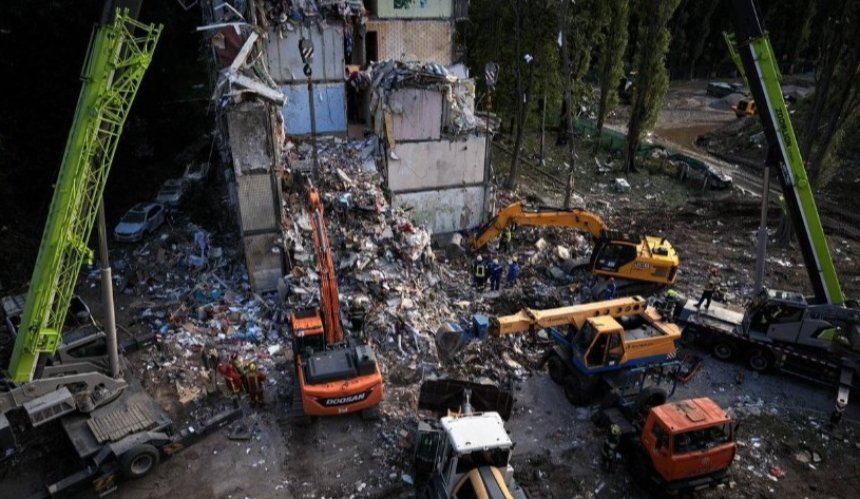 Після чергового обстрілу Києва уряд спростив процедуру відновлення пошкоджених будинків
