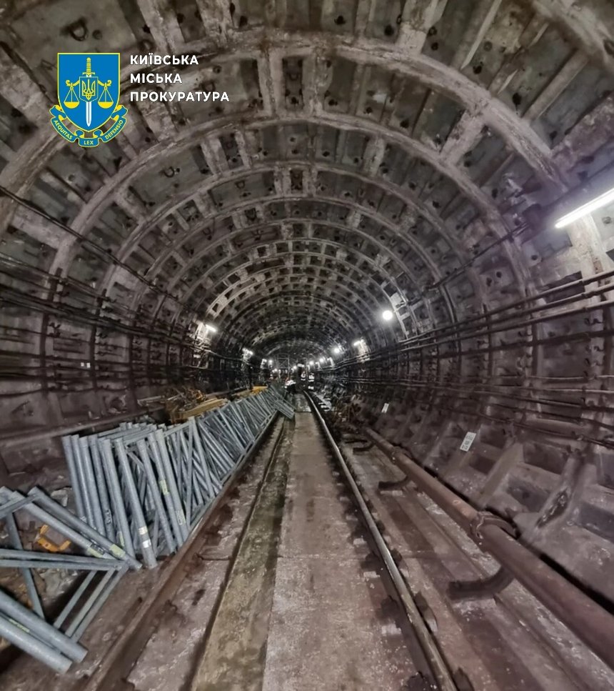 Підтоплення тунелю метро: ще одному посадовцю КМДА вручили підозру