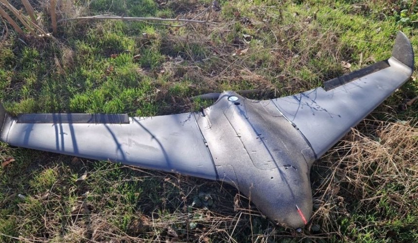 У Києві ліквідували ворожий дрон: уламки впали в Солом’янському районі