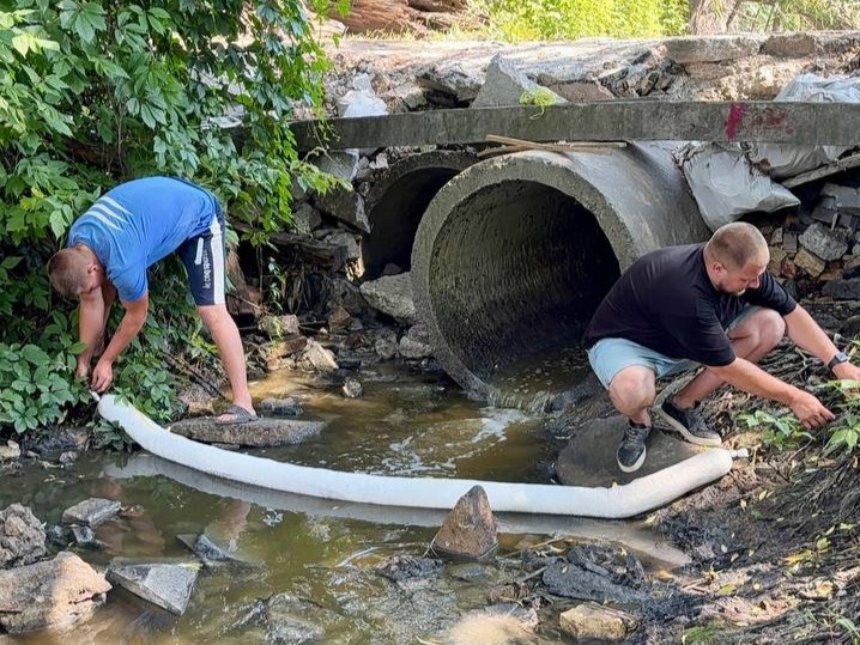 У річці Борщагівка виявили складне хімічне забруднення після обстрілу Києва