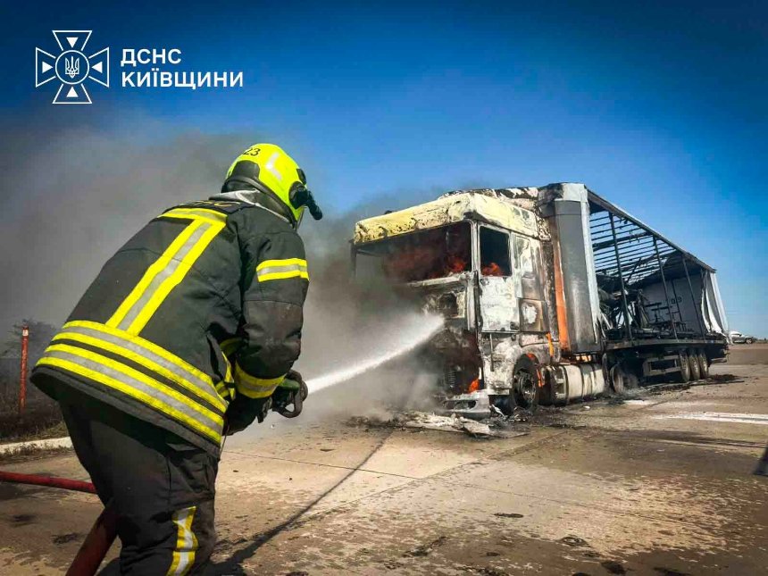 РФ вдарила балістикою по Київщині вдень 22 серпня