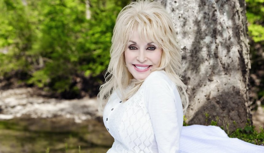 Померла королева кантрі та авторка хіта "I Will Always Love You" Доллі Партон