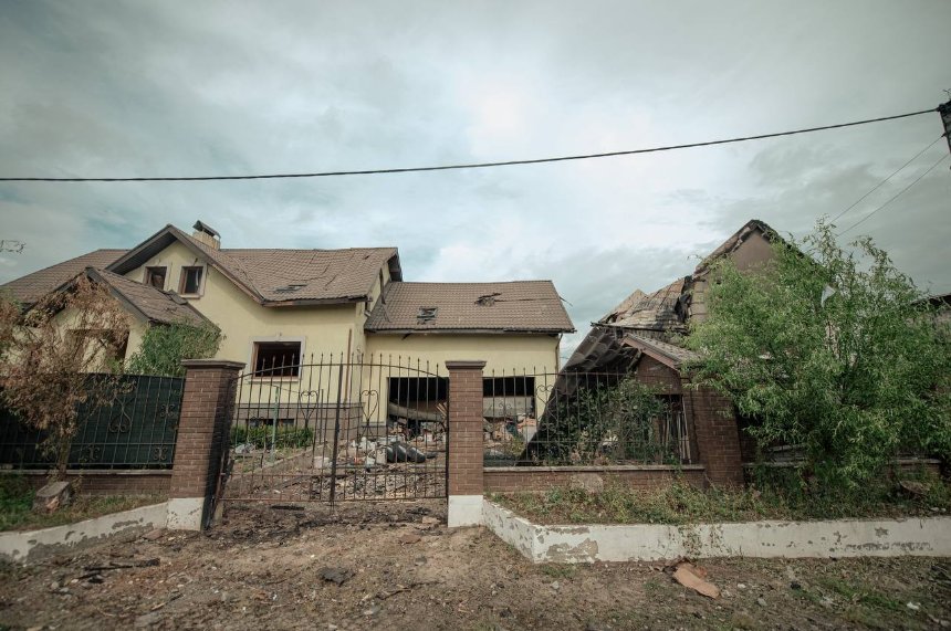 У селі Мила на Київщині ворожою атакою пошкоджено близько 300 об'єктів