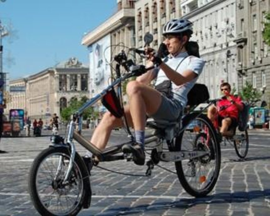 Киевлянам предлагают ехать на работу на велосипеде