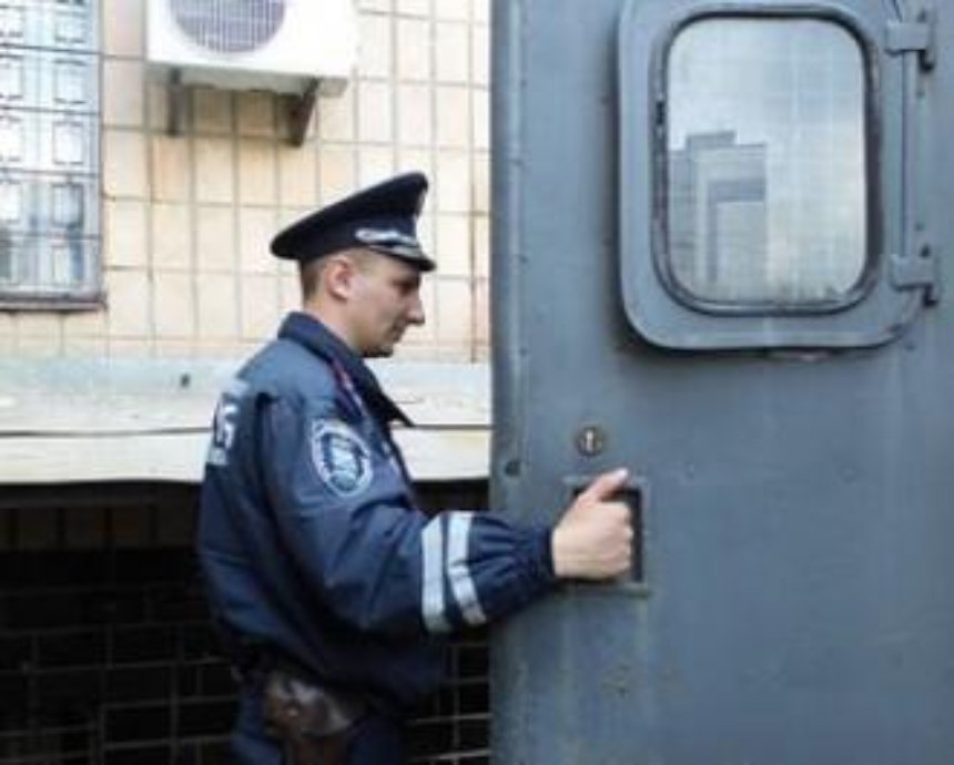 Под Киевом поймали "телефонного террориста", "заминировавшего" аэропорт "Борисполь"