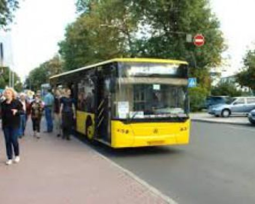 В Киеве меняется работа автобусов маршрута №12 (схема)
