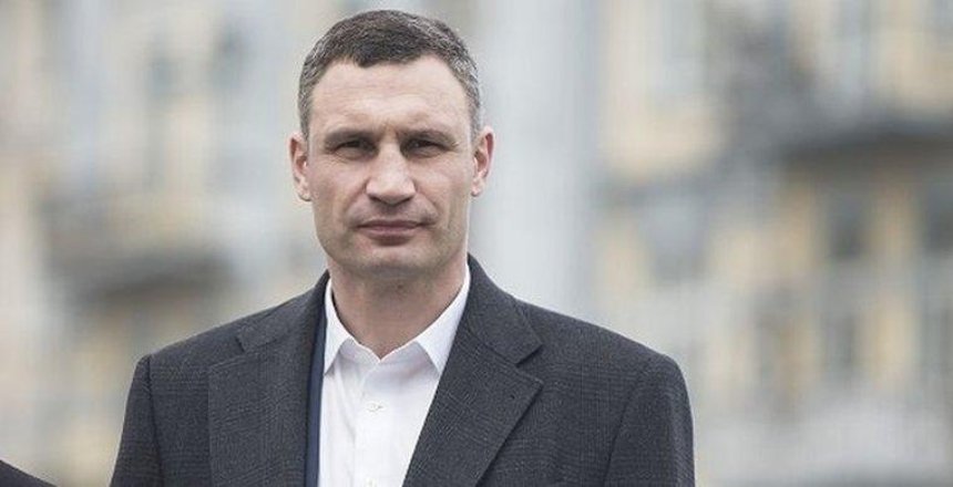 Виталий Кличко проверил, как идет ремонт теплосети на проспекте Соборности