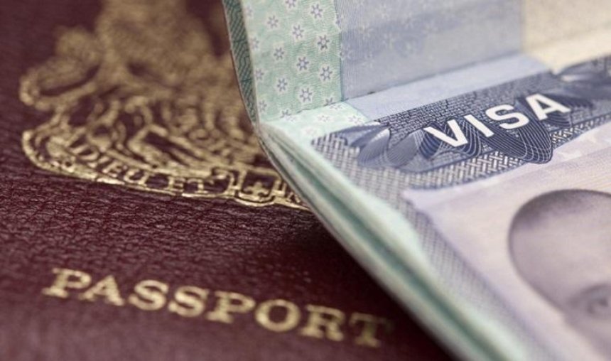 Неприятная статистика: Канада массово отказывает украинцам в визах