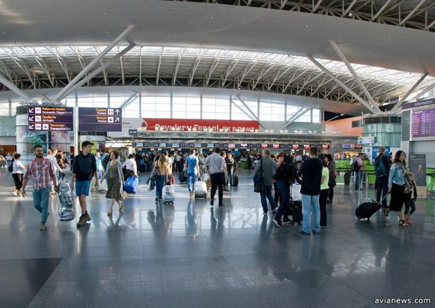 В «Борисполе» застряли полторы сотни пассажиров рейса в Барселону