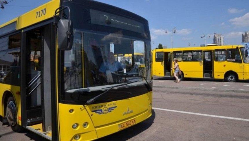 В столице прекратят работу один автобус и одна маршрутка