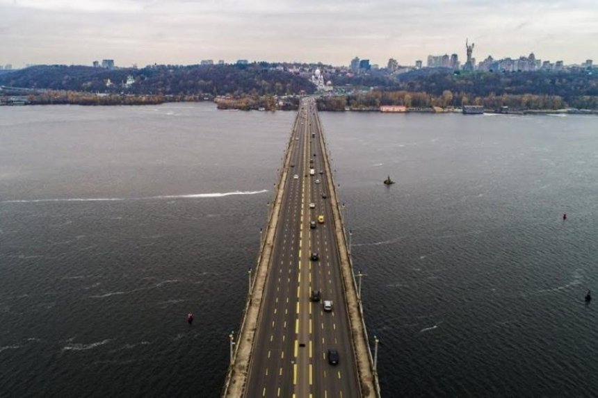 Когда в Киеве начнут ремонт аварийного моста Патона 