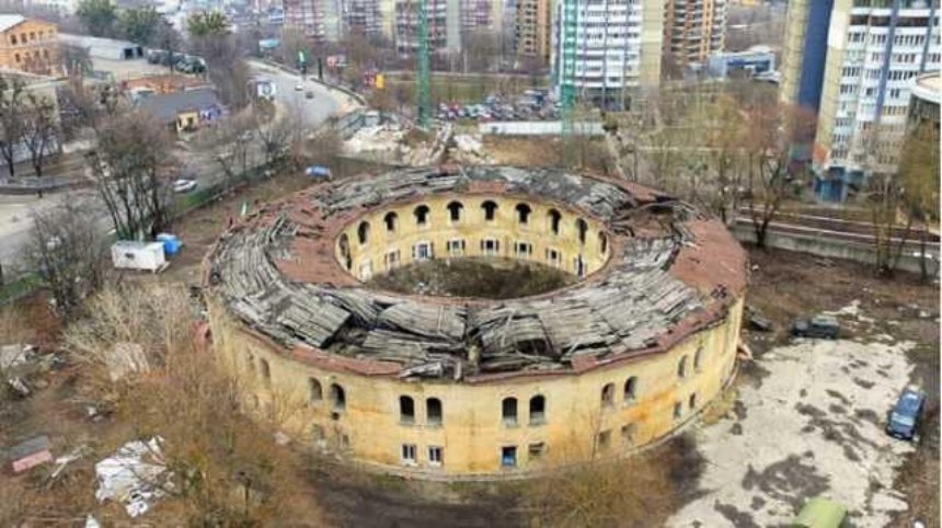 Началась реставрация одной из башен Киевской крепости