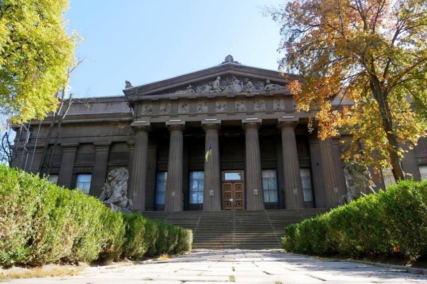 На ремонт Национального художественного музея выделили 5,6 миллионов — осталось в 11 раз больше