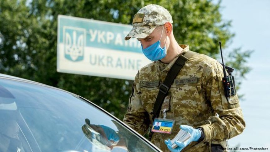 Украина изменила правила въезда для иностранцев 