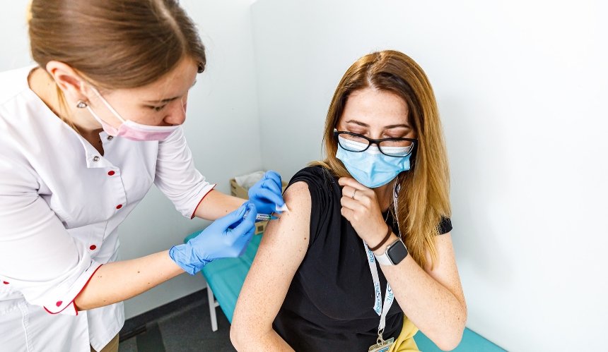 В «Борисполе» закрыли пункт вакцинации от COVID-19