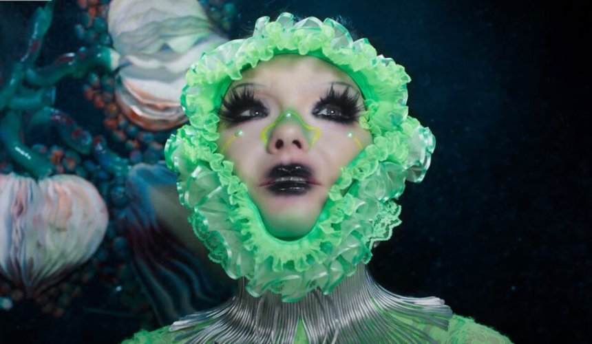 Слухай нове: Björk випустила сингл atopos