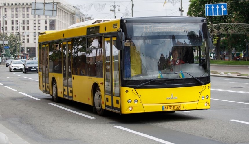 На Оболоні один з автобусних рейсів курсуватиме зі змінами: схема руху