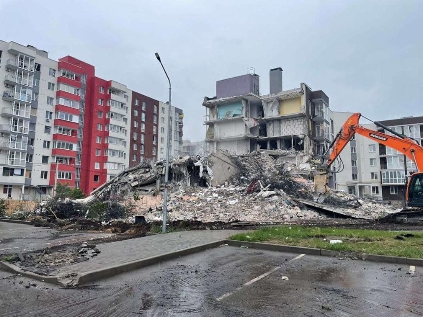 На Київщині розпочалось будівництво зруйнованої частини ЖК "Нова Буча": фото