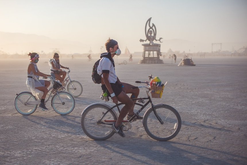 Інсталяції на Burning Man