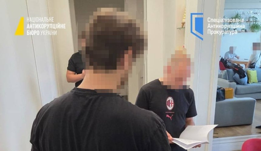 Заволодіння землею у Київській області