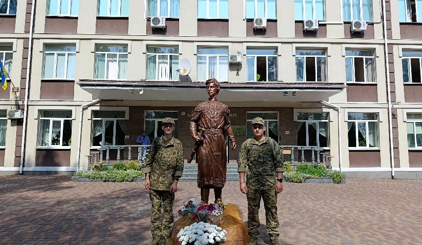У Києві відкрили пам’ятник юному князю Володимиру Хрестителю