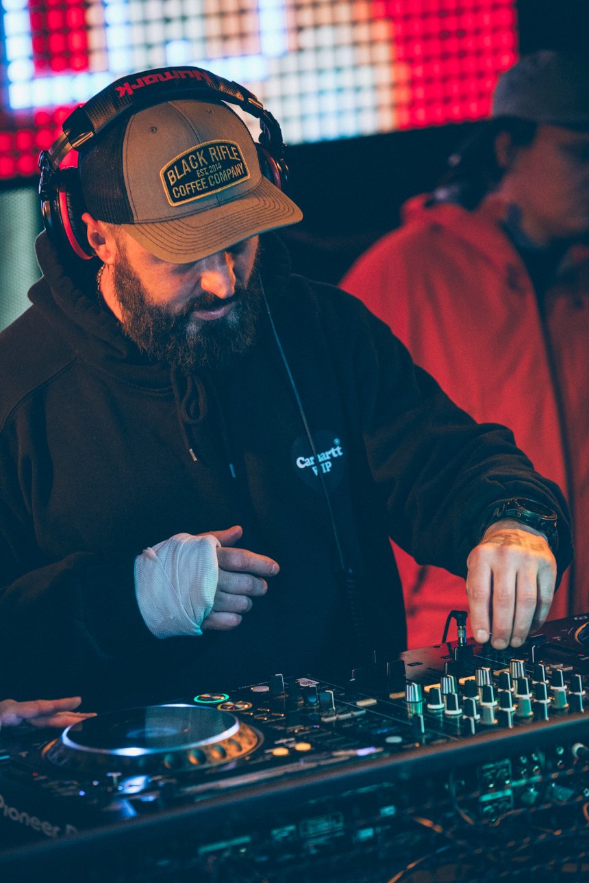 У Києві стартує безплатна програма відновлювального диджеїнгу EnterDJ × PRODJ School