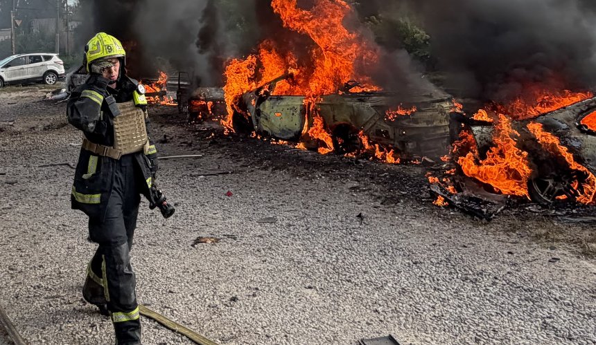Денна атака дронів на Київ 15 вересня: уламки впали в декількох районах, є постраждалі