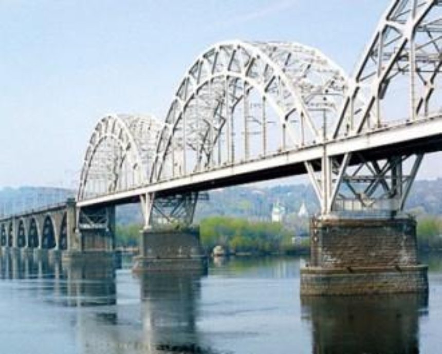Депутаты будут управлять Дарницким мостом