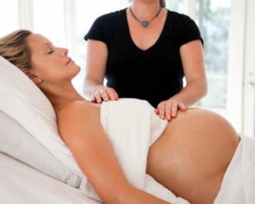 Массируя мам: как и где делают массаж для беременных