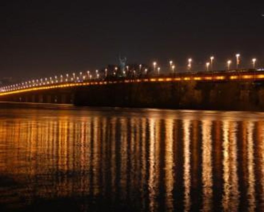 На выходных в Киеве частично перекроют Мост Патона