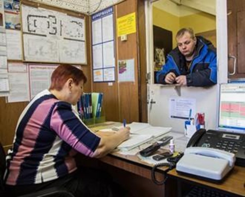 Работников киевских ЖЭКов будут учить вежливости