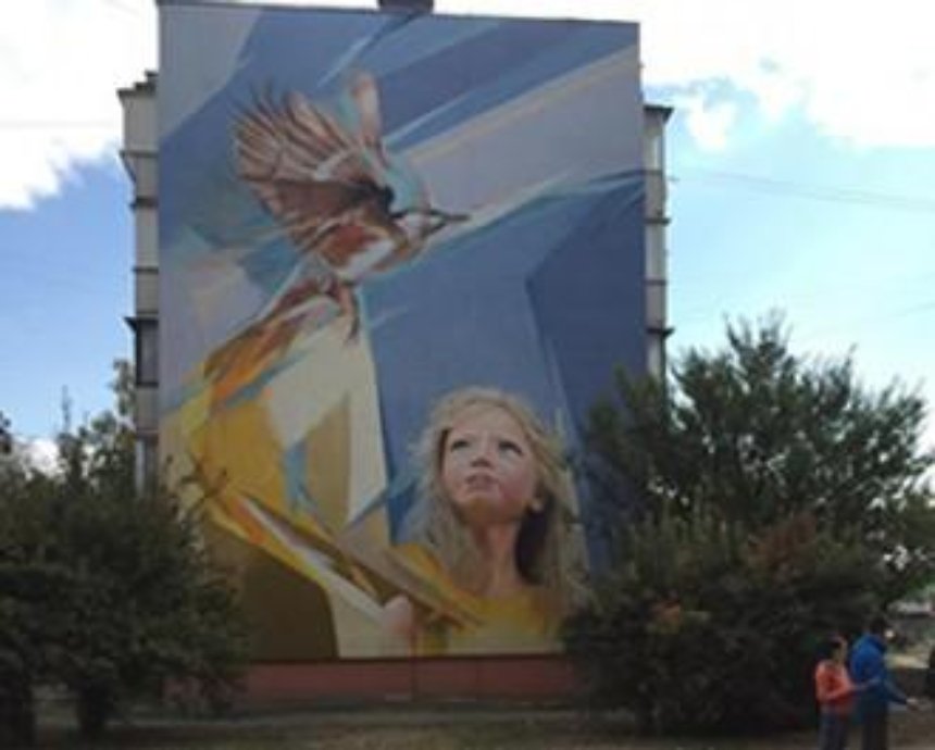 В Святошинском районе появился новый стрит-арт объект (фото)