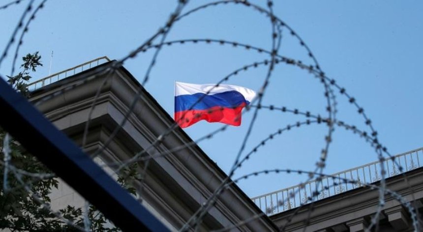 Украинцам хотят запретить поездки в Россию  