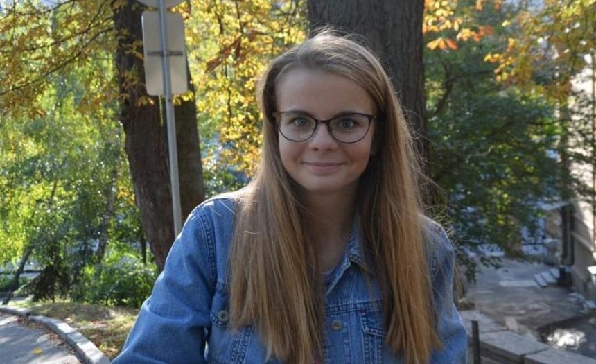 Допоможіть знайти: в Києві зникла 13-річна школярка (фото)