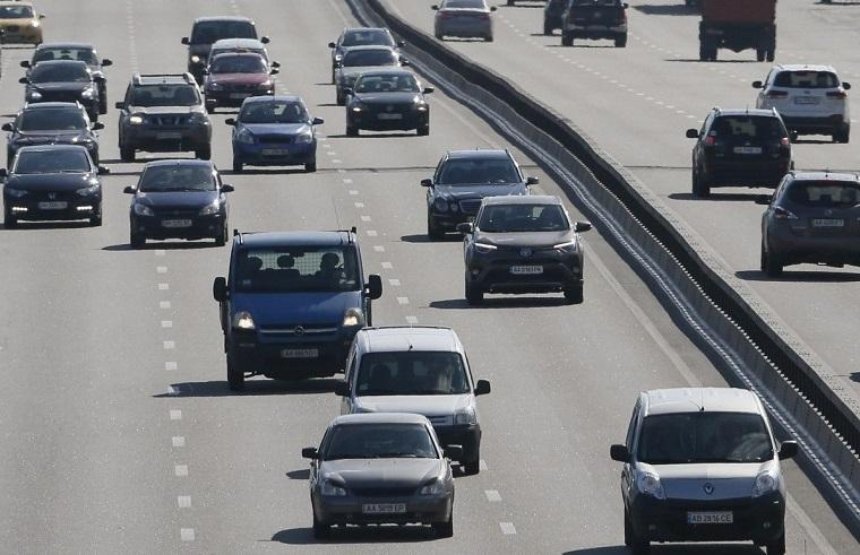В Украине могут запретить строительство скоростных трасс в городах