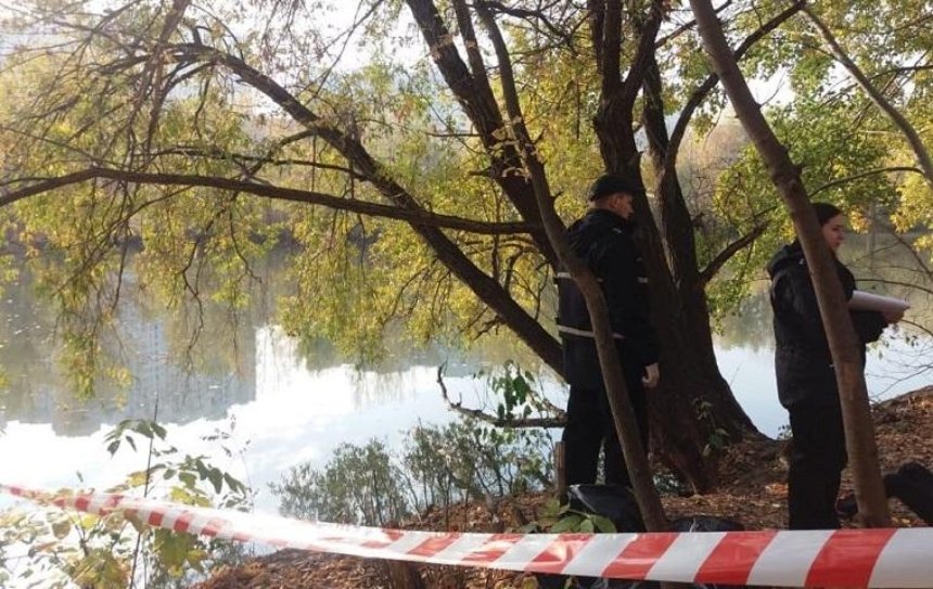 В Дарницком районе мать утопила своих детей в озере (фото)