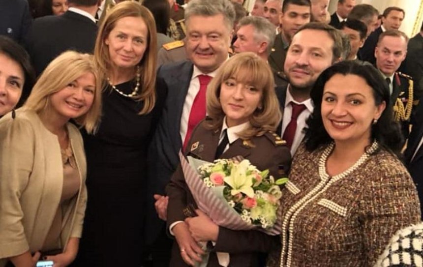 В Украине впервые присвоили звание генерала женщине (фото)