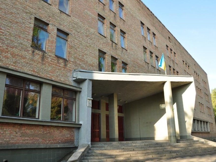  В Голосеевском районе Киева реконструируют гимназию №179