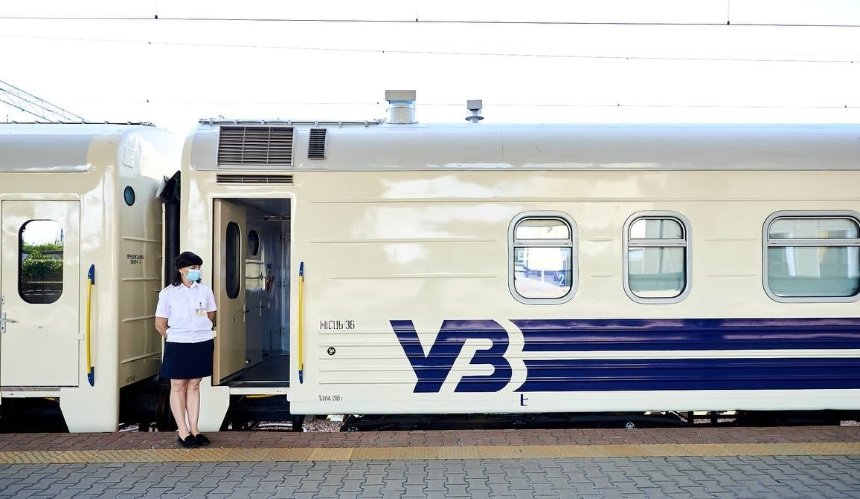 «Укрзалізниця» обновит пригородные и региональные поезда