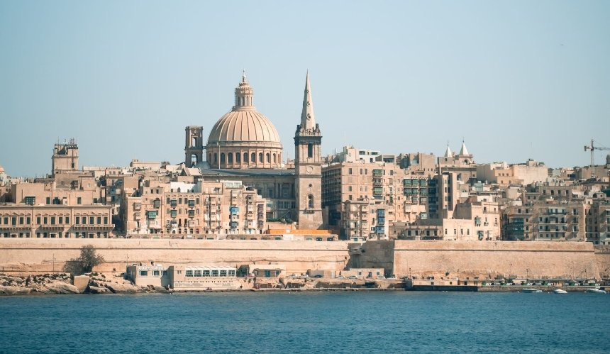Мальта запретила въезд туристам из Украины — даже вакцинированным