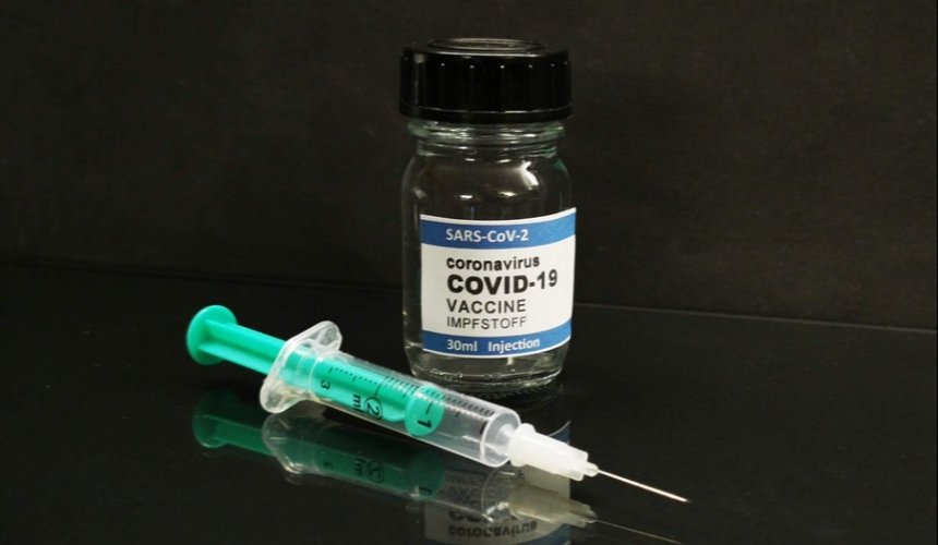 МОЗ утвердило список противопоказаний для вакцинации от COVID-19: подробности