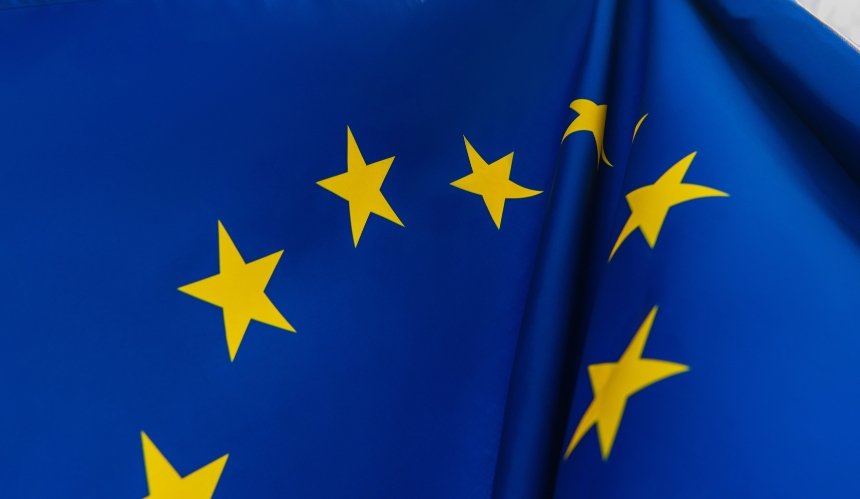 Евросоюз оставил Украину в «зеленом» списке стран: что это значит