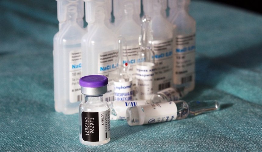 Швеція передала Україні понад 500 тис. доз оновленої вакцини Pfizer