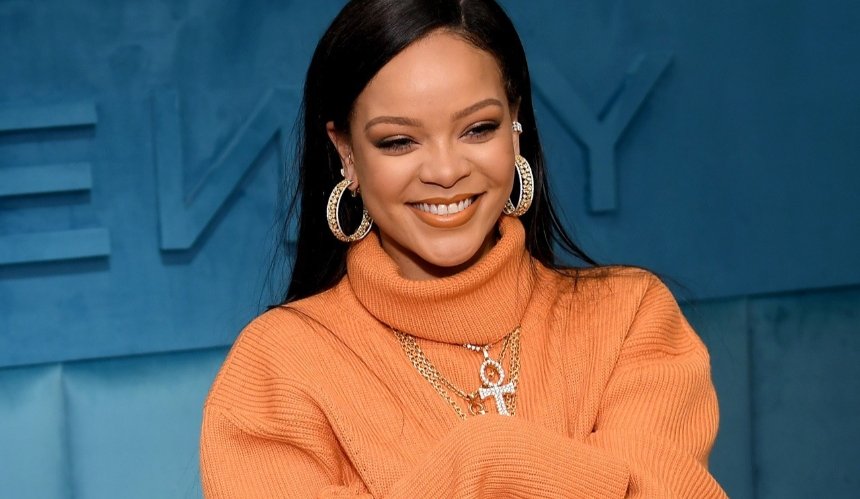 Rihanna анонсувала вихід першої за шість років пісні