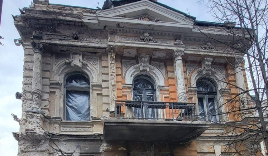 Через війну в Києві та області пошкоджено 154 пам'ятки: деталі