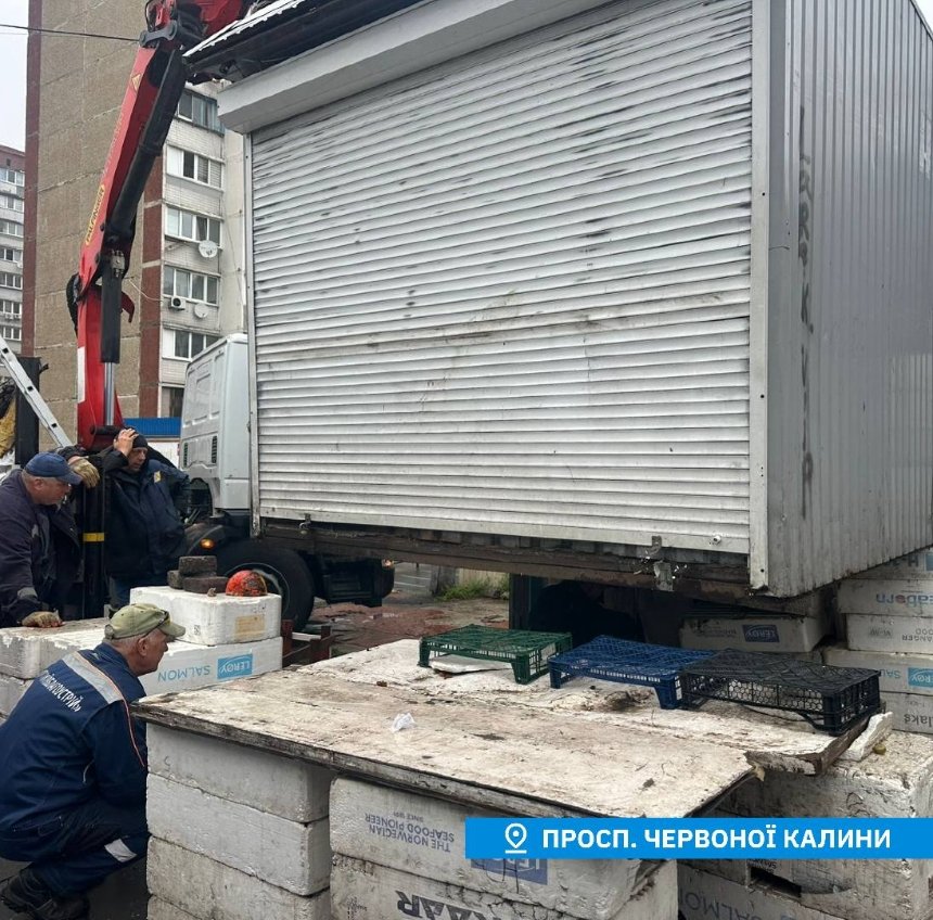 Демонтажі незаконних МАФів у Києві