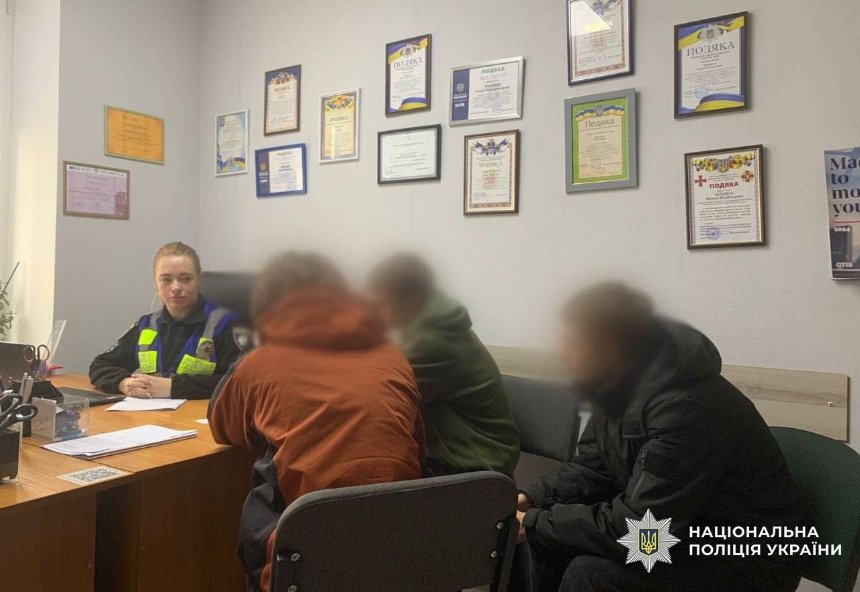 Причетних до нападу біля синагоги в Оболонському районі Києва затримали: подробиці