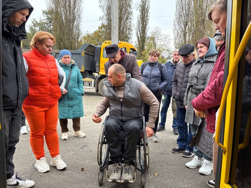 Фото: КМДА Водії "Київпастрансу" проходять тренінги з допомоги маломобільним пасажирам