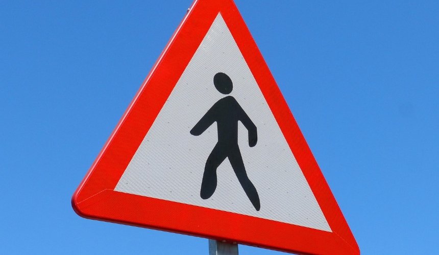 У Києві до кінця року обмежують рух пішоходів на проспекті Червоної Калини: схема