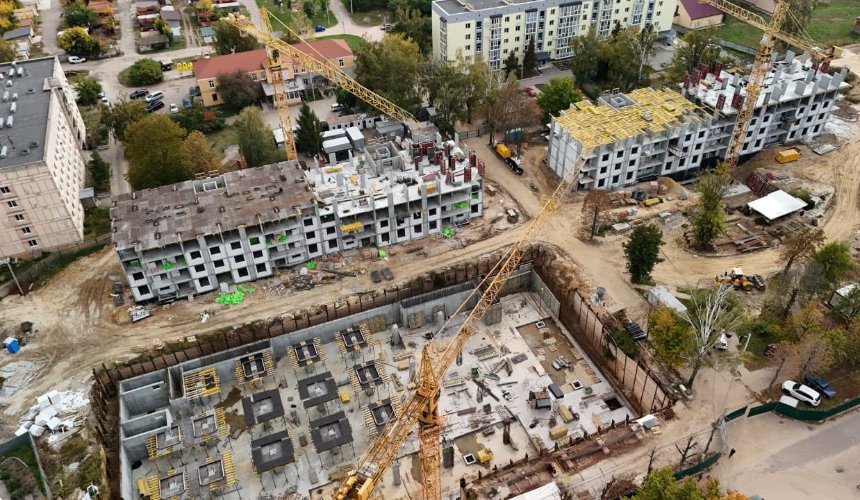 У Гостомелі на місці руїн зводять комплекс на 360 квартир із великим захисним укриттям: деталі